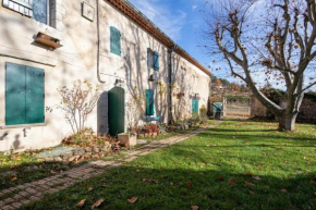 Véritable Mas Provençal À La Palud